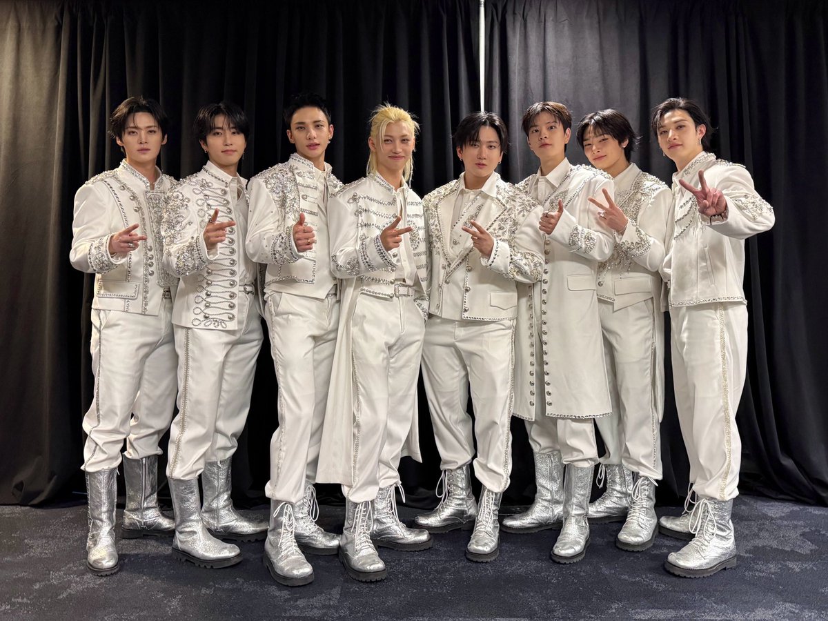 skzchartdata's tweet photo. "RUN IT" has reached a new peak on iTunes United States 🇺🇸 Songs Chart at #2 (+1). It is now #StrayKids’ highest peak on the chart! 

#2 RUN IT 🏁(+1)
#4 Thunderous, All My Life
#6 Chk Chk Boom, LMB

@Stray_Kids #스트레이키즈 https://t.co/h5ukL33DUb