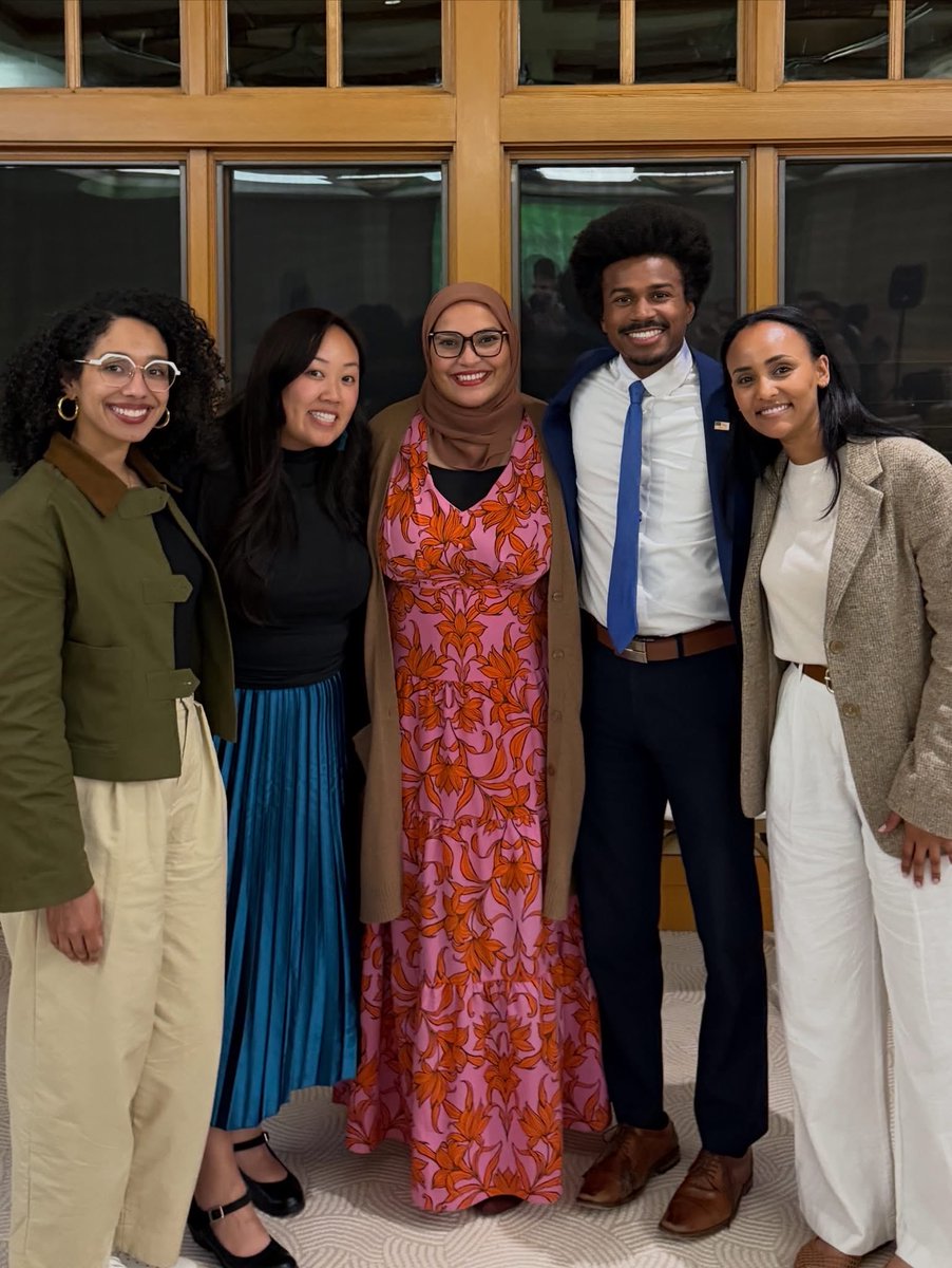 MaiForUs's tweet photo. We Got Us ✊🏽! Congratulations @DarializaforNY 🔥! We’re building a beautiful movement across our country, powered by the people! @MelatKirosCO &amp; @Justinjpearson y’all got next!!! https://t.co/UuzQuMCG8v