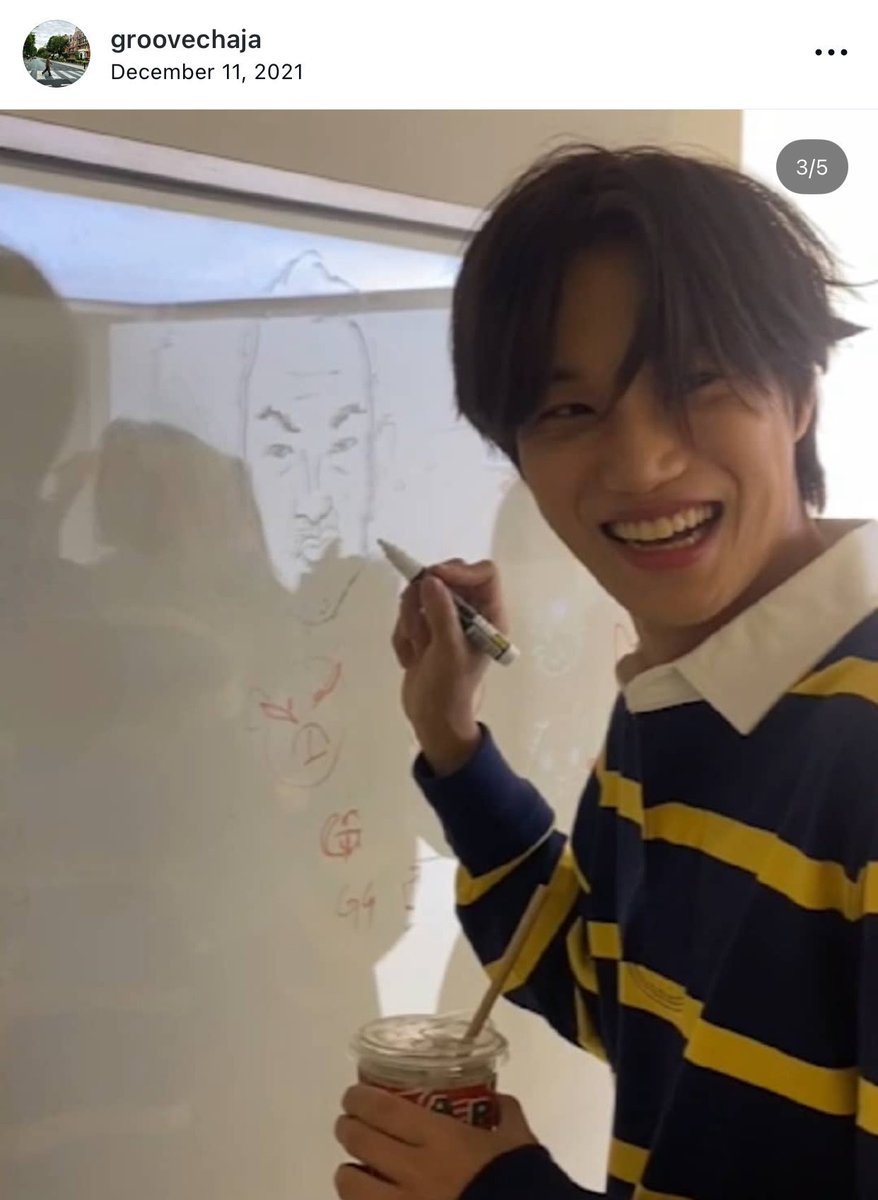 zkdlin__K's tweet photo. 카이오빠가 그린 용매 진짜 ㄴㅁ 웃김 ㅋㅋㅋ ㅜㅠ너무 똑같이 잘 그려놔서 그림인데 곧 말도 할 것 같음 ㅅㅂ ㅠㅠㅋㅋㅋㅋㅋㅋㅋㅋㅋㅋㅋㅋㅋㅋㅋㅋㅋㅋㅋ https://t.co/DiHhms8GcT