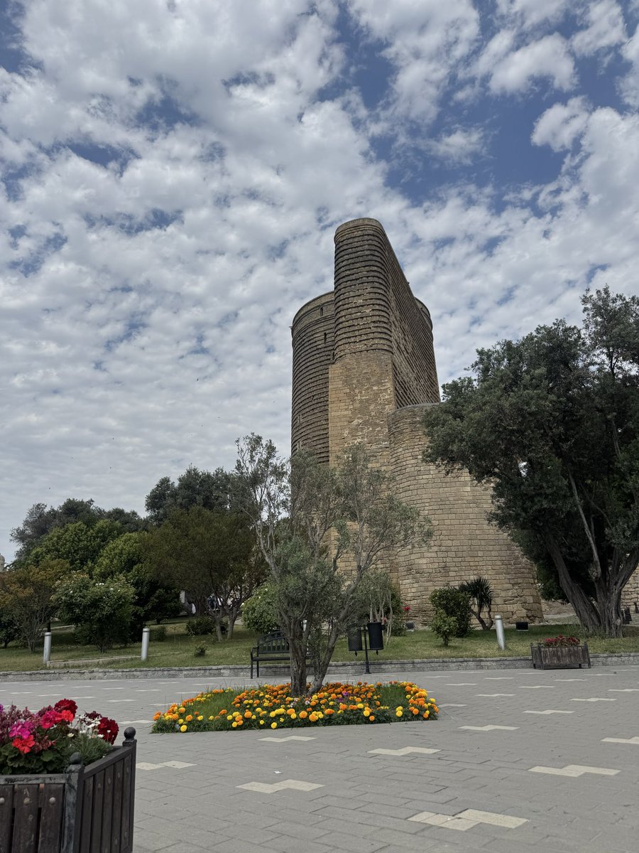 iamwjs67's tweet photo. The Maiden Tower in Baku, Azerbaijan, at the edge of the Caspian sea coast, seems to be one of those ancient structures steeped in mystery. Dates of construction vary from a few hundred years ago to parts being constructed B.C.E and  some even speculate parts could be many thousands of years old. No one knows what it was originally buit for or what uses it has served. Theories range from an observatory of sun and celestial bodies, a fire temple, and even a primative oil refinery. It has stood through receeding and advancing shorlines, several empires, and probably at least 3 different religions. There are echoes a past that we are now rediscovering is deeper than we previously thought. So much has been forgotten. Human and humanoid habitation in the area of the tower stretches back over 1 million years. Humanoid remains at least 350,000 years have been found. Settlements 11,000 years old are being escavated in the area.