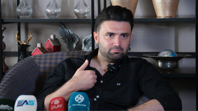 dailybursaspor's tweet photo. Bursaspor Başkanı Enes Çelik’in “2 yabancı daha bitireceğiz” dediği mevkiler 6 ve 10 numara olacak.

(@yalimbaris) https://t.co/44R8EuLqNH