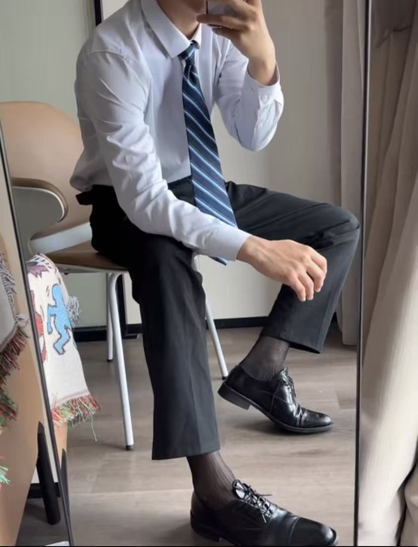 3951674673Yu's tweet photo. 有人喜欢吗 https://t.co/UP4pYCCi5V