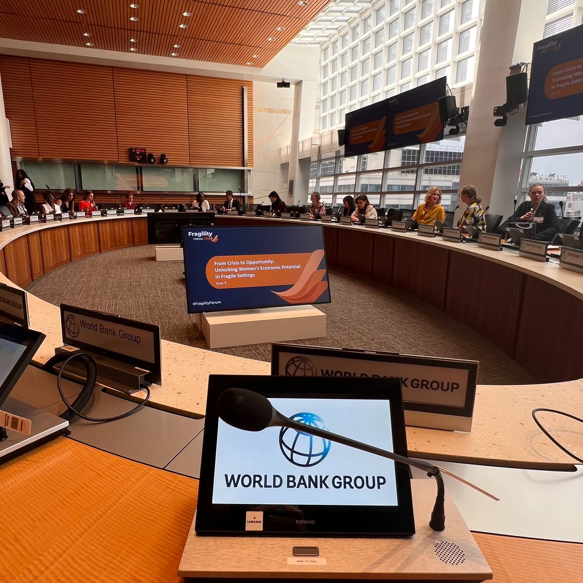 BasimaAbd's tweet photo. "Women do not lack talent. They lack access to opportunity."
My message at @WorldBankGroup #FragilityForum2026 during a discussion on unlocking women's economic potential in fragile settings.
#WomenInBusiness #FCV #Iraq @KESKco_ https://t.co/4qIttH6xyg