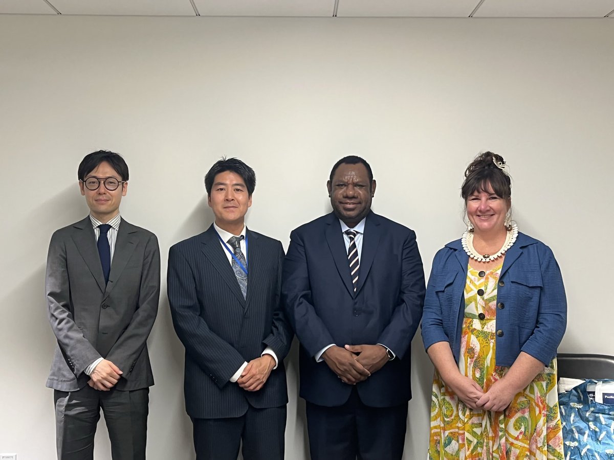 skantha679's tweet photo. Delighted to meet Mori Takatoshi (Minister) and Yu Ukawa (First Sec) from Japan Permanent Mission to UN to share the impact of @pccmhs programme work in the Pacific that was supported by #UNTFHS. Looking forward to continue engage with @UNhumansecurity to do more in the Pacific https://t.co/NWTX2M6tcT