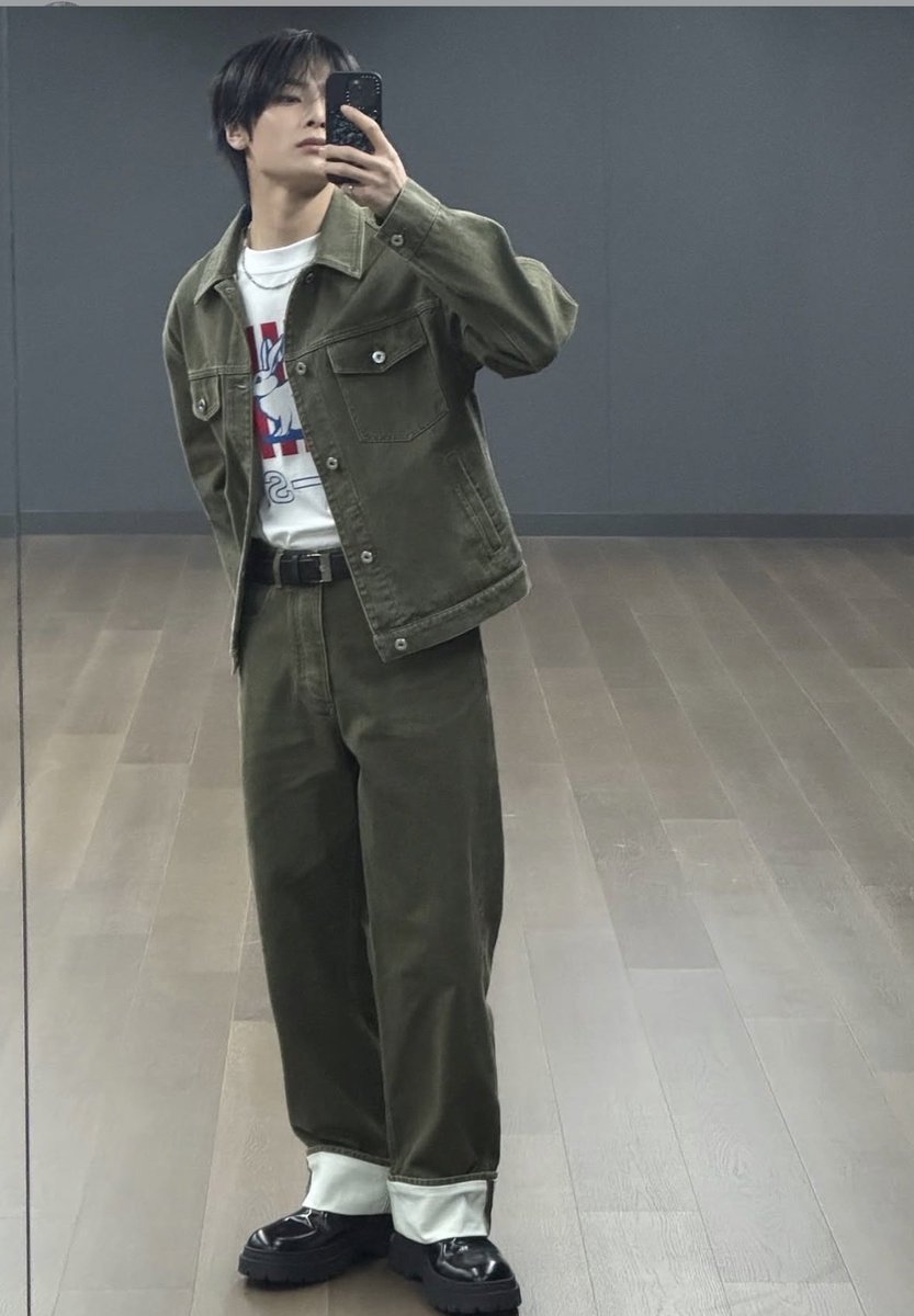 imdonaaaa's tweet photo. Love 💚🤍
#stayselcaday #ssd #StrayKids #Jeongin https://t.co/tb7ZV5JQyW
