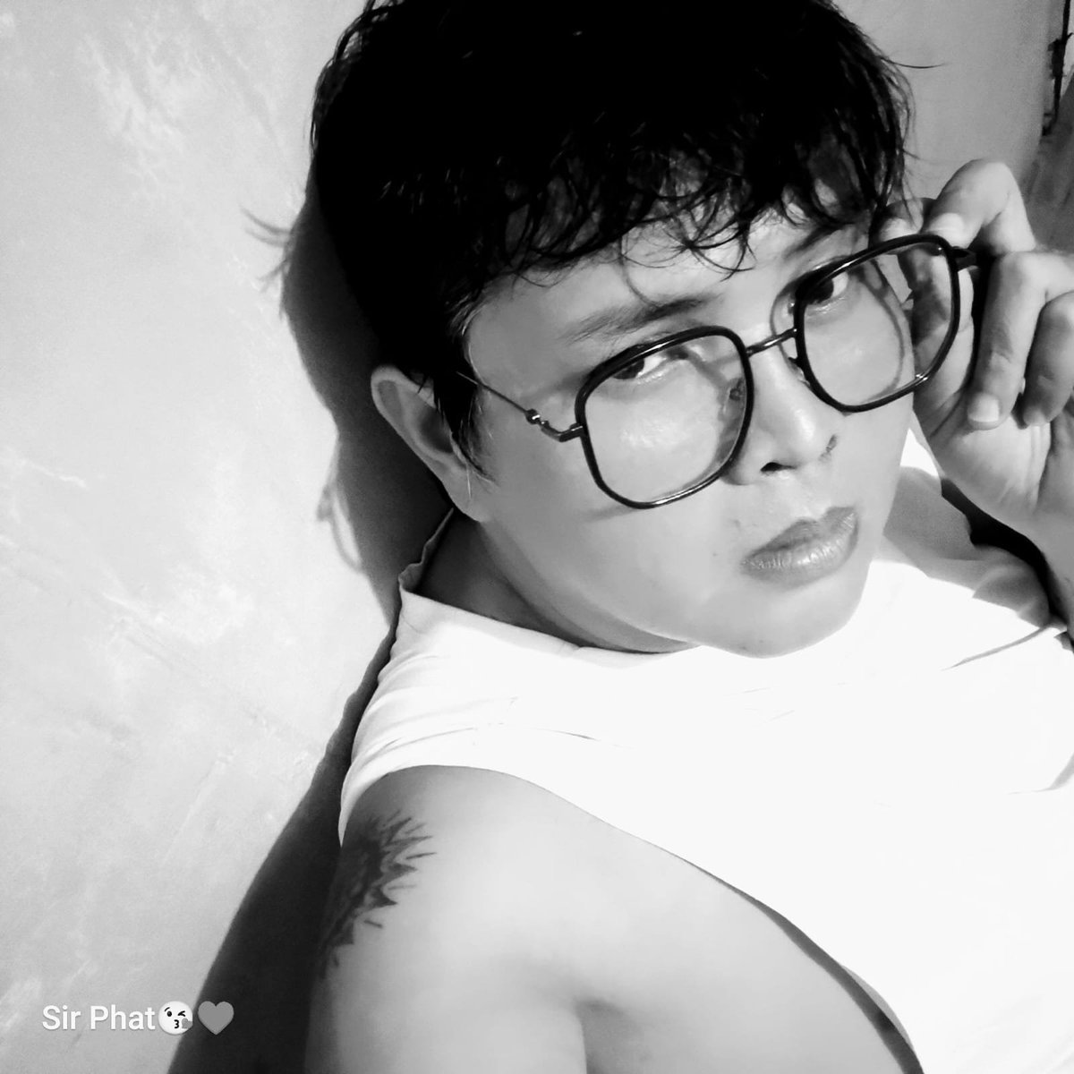 atthrny's tweet photo. SHOUTOUT NGA PALA SA 2 MANGGAGANTSO, ESTAPADOR AT MGA BATUGANG GURANG NA MGA BAKLANG ITO!

HOY BERNARD BASCO &amp; JAY PANGILINAN ESPIRITU! DI MAN KAYO MAGBAYAD NG MGA UTANG NYO ATLEAST KALAT NA ANG PAGMUMUKHA NG MGA MANLOLOKONG KAGAYA NYO!

KARMAHIN SANA KAYO MGA BALASUBAS! 😠🤬🖕🏻 https://t.co/CDIdYDPgxl