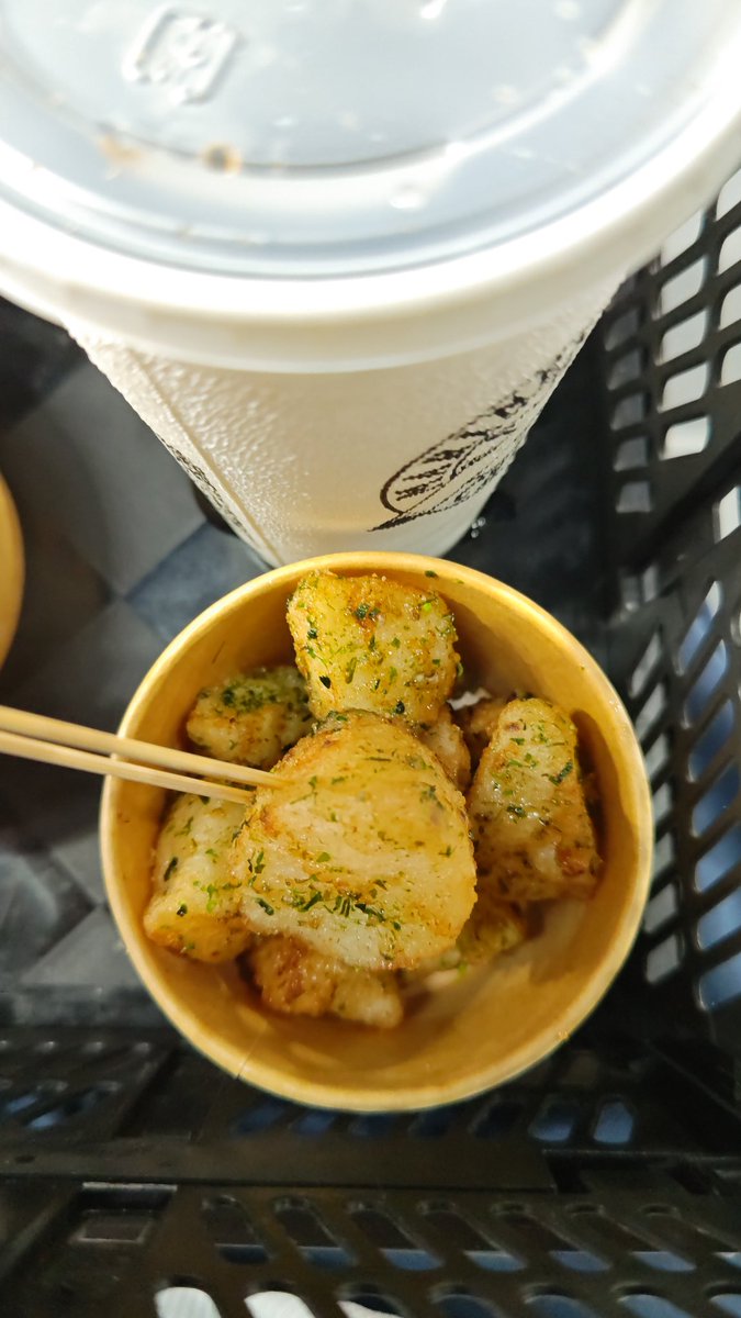 munyutakaki4989's tweet photo. (水)のマリン🏟️のファームの試合もBistro 0へ。お初の揚げじゃが＆ポークと、やみつき長いも揚げを。ちょっと塩気が多かったけど、また食べたい。ファームの試合はお店空いてるし、めいちゃんに会えて癒やされた。1軍の試合は人気で混むからなぁ。　#Bistro0　#OGIFARM https://t.co/CAXfjZCm5E