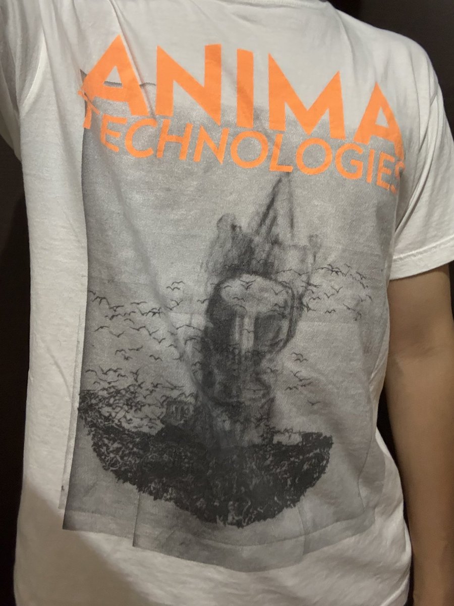 quickfool's tweet photo. 第908回社畜平日靴日記
Thom Yorke
adidas × hyke XTA FL
2019年フジロックで購入したトムヨークTシャツ。が、当日はケミカルブラザーズとのバッティングというトロッコ問題レベルの決断を迫られ、ケミカルへ。

7年前なのに忘れられないバッティング。

#社畜休日Tシャツ日記
#社畜休日靴日記 https://t.co/wkU2HFn9f6