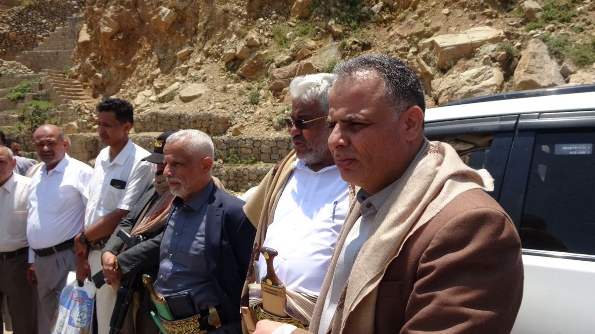 alsofy8686's tweet photo. وزير النقل والأشغال ومحافظ حجة يتفقدان طريق كحلان "عفار - المغربة - الجميمة" "
الأربعاء، 09 محرم 1448هـ الموافق 24 يونيو 2026 الساعة 17:41:01

حجة- سبأ :
تفقد وزير النقل والأشغال العامة محمد قحيم، ومحافظ حجة هلال الصوفي،

يتبع على الرابط https://t.co/VkZ4qBVaZ2 https://t.co/zMqRdnBHH0