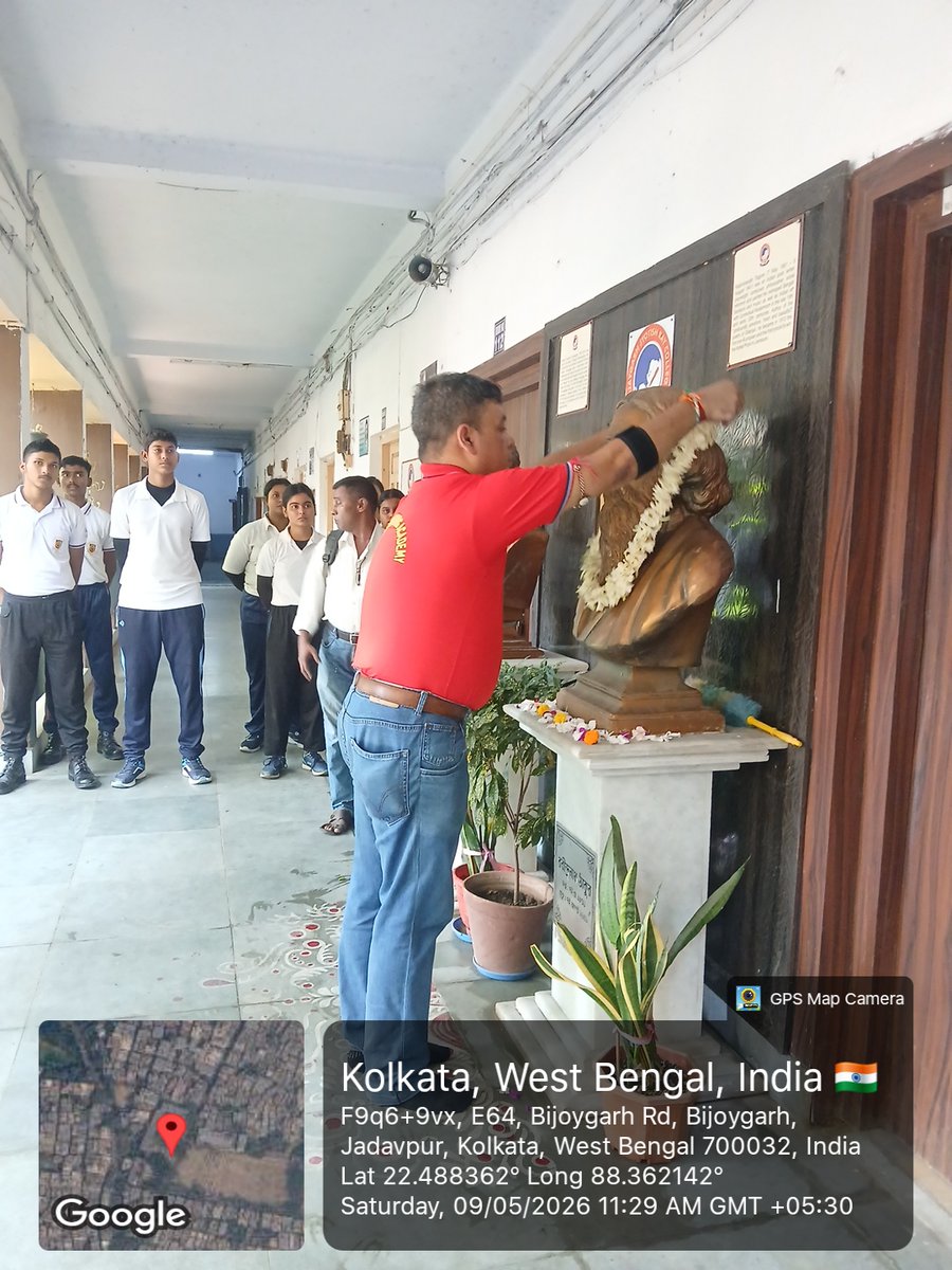 vjrcsmc's tweet photo. On 09 May 2026, VJRC paid floral tribute to the busts of Rabindranath Tagore on the occasion of their birth anniversaries. The programme was attended by teachers, staff members, students, and NCC cadets, who gathered to honour their remarkable contributions to education &amp; culture https://t.co/pvrA4akKcj