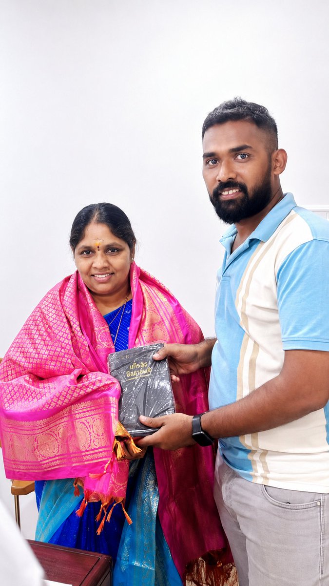 ShyampaulM's tweet photo. Met Kamatchi, MLA of #PallavaramConstituency, on a courtesy call today. Presented Holy Bible as a token of goodwill and conveyed my best wishes. Wishing her continued success in serving the people of Pallavaram. 📖🙏

#Pallavaram #PublicService #CommunityEngagement #pammalshyam https://t.co/krnqcT1vRO