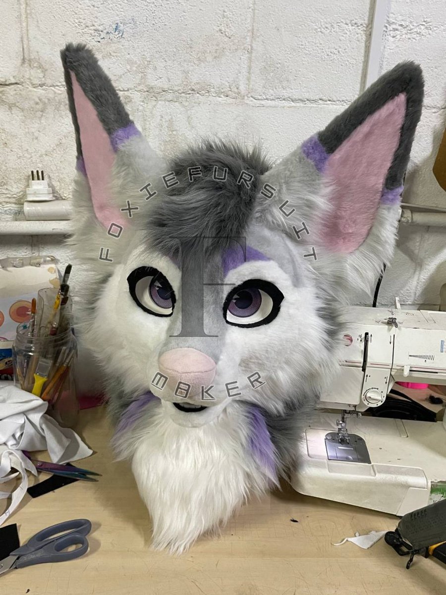 foxiefursuits's tweet photo. 🐾Commissions Open 🐾

If you're interested or have any questions feel free to send me a message

📩 DM for pricing https://t.co/veYU3WFTzO