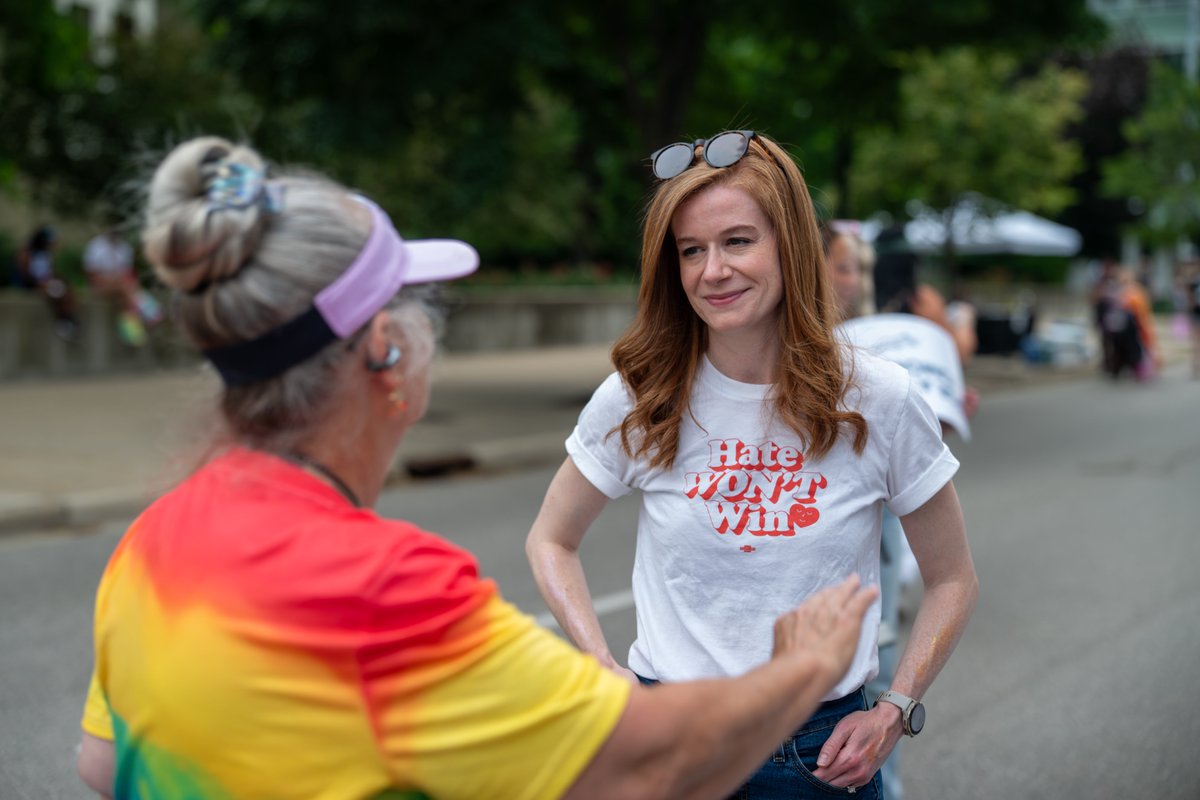 MalloryMcMorrow's tweet photo. Happy Pride from Grand Rapids! 🏳️‍🌈 https://t.co/5n9WOVD2Cy