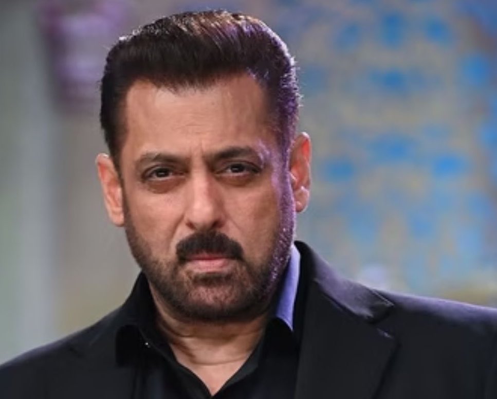 BeingsHS's tweet photo. Dashing @BeingSalmanKhan 😍 https://t.co/R6Iit84bpA