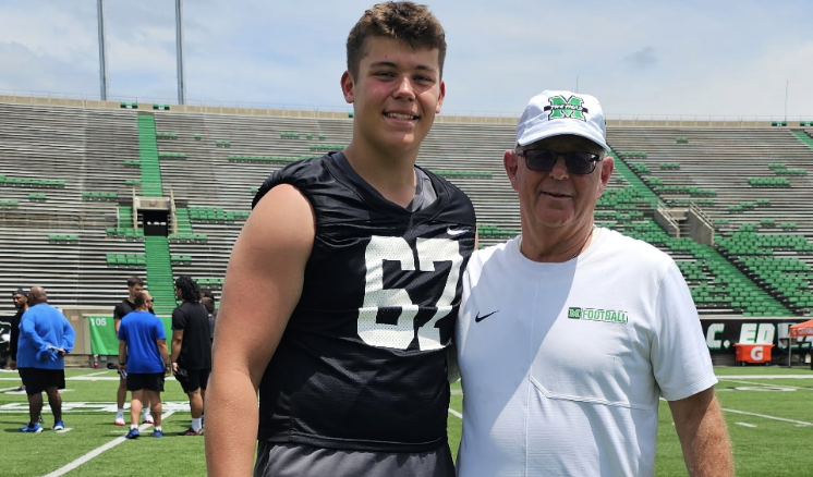 sixstarfootball's tweet photo. EVENT COVERAGE | Several Standout Prospects Impress at Marshall Prospect Camp

📍 Marshall Prospect Camp | Huntington, WV
☆ The Marshall Prospect Camp featured a talented group of athletes looking to make an impression in front of college coaches. 
📖 Full recap + scouting reports now live!

STORY ▶️ https://t.co/InvLGYGIIA 

@Andrewi2021 @Ynxg_oby11 @BridgesJarrod22 @JakeBritton53 @WyattButler53 @roscoe_dean2 @shawn_deskins @troy_dottin @chaundowell1 @masonfine2028 @loganharvey_40 @cohl_hendon @Prestonhibb10 @ZachHickmanWV @williejohnson3_ @Dante_LJJ @GavynKinley23 @Cash_lyons0809 @gabemarti21 @GarettMoon50 @AmareMoore_ @Zane_Mullins56 @DonteNewsome @NicolaPeyton @tristin80149 @OTOGV7 @pursley_owen @JasonRabe0429 @kellen_rife @JaedenRobinette @LRobinson_09 @jake_salmons02 @SethBowen55 @Jack_Slone_27 @Xavierx177 @AndrewSweeney67 @Wyatt_Swick10 @PeytonWade2028 @Gunnar_Waxler @RykerYates20