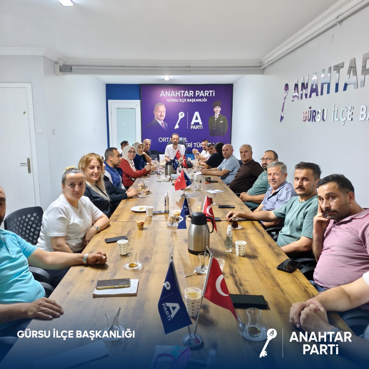 Apartigursu's tweet photo. Haftalık olağan toplantımız. https://t.co/066r1itijn