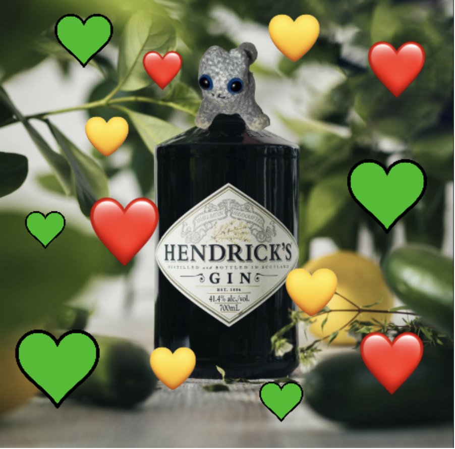 Underground3015's tweet photo. Time for a snack run! 🏃🏼‍♀️ And we have 🔥matching🔥
Frank is inviting you...uh Frank, I don't think gin and tonic is considered a snack. Have some 🍿 with that. https://t.co/zKEH1o1rLS