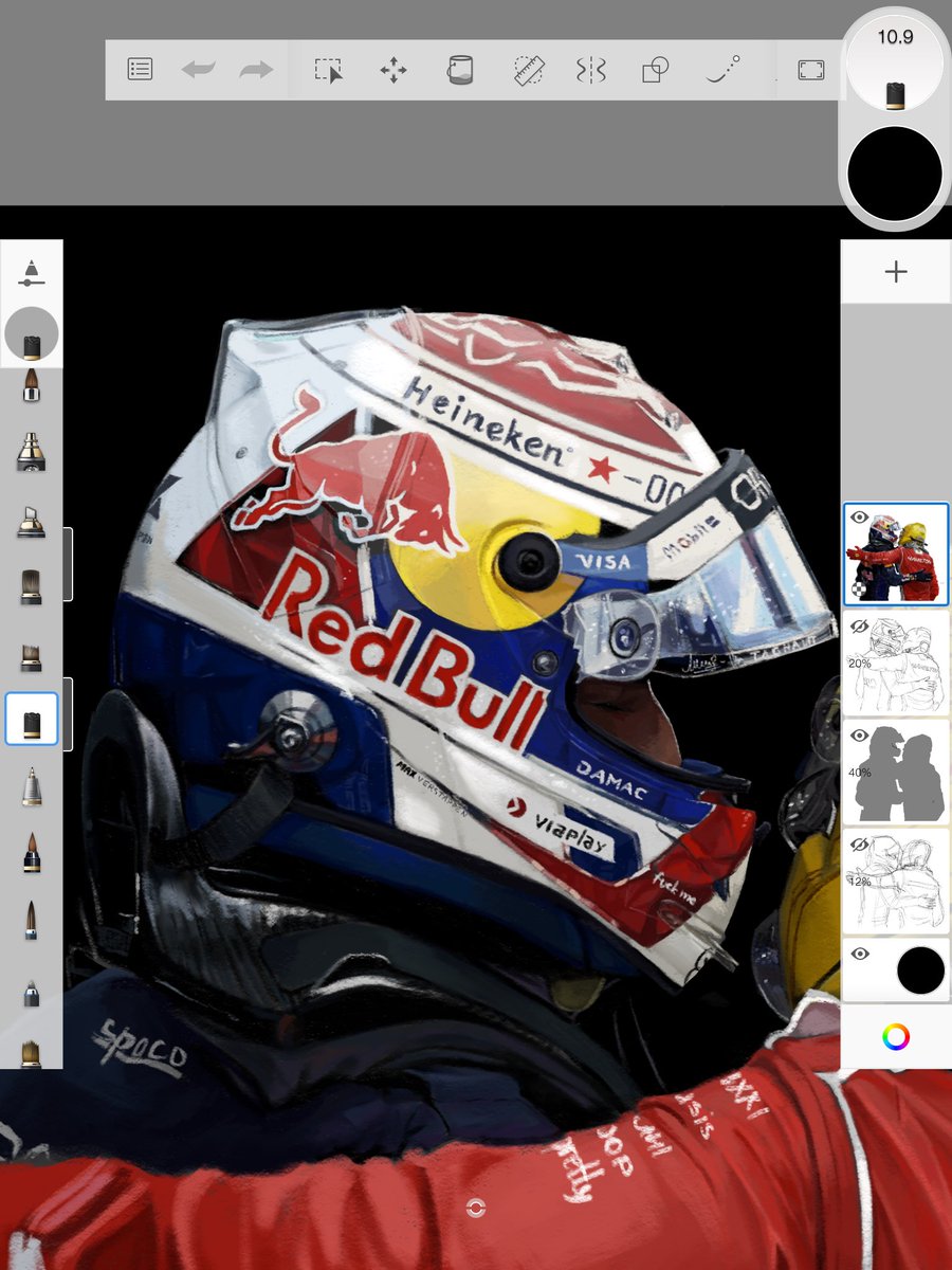 gaslighT_T's tweet photo. out of all the helmets that i drew, i think this is the best one. i haaaated my life while doing it, but it was worth it https://t.co/NcHfbaIRPc