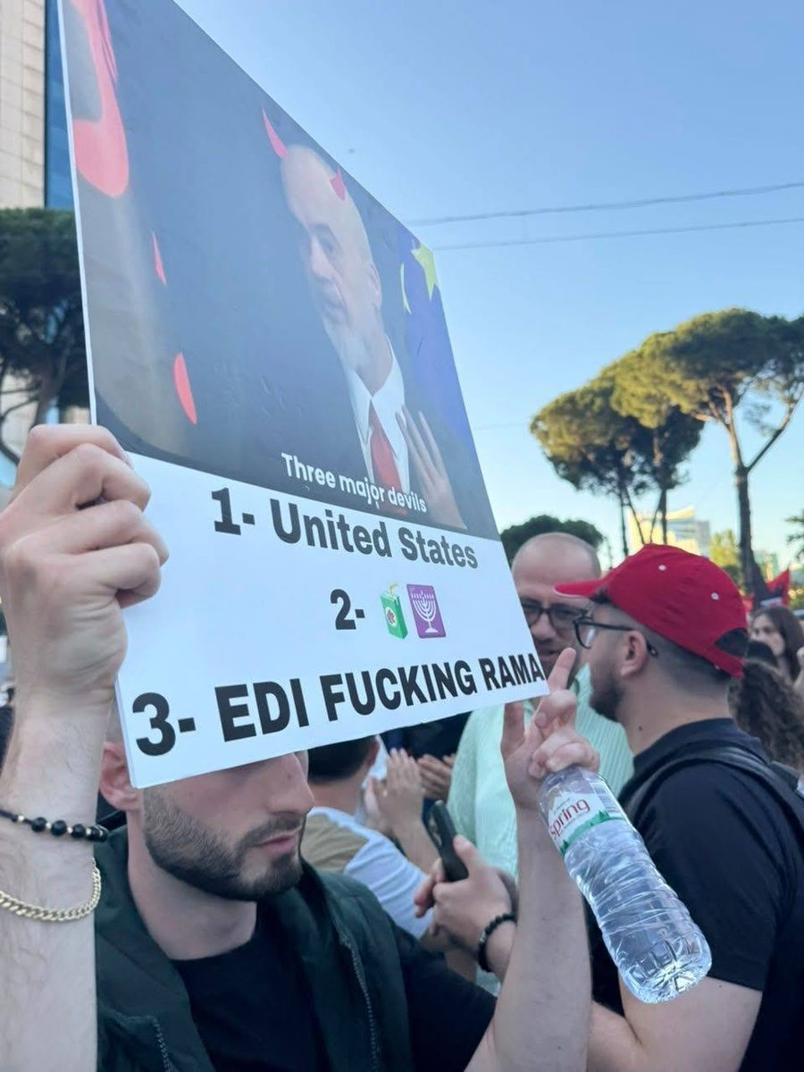 cynod1a's tweet photo. @Miku_Serenity THE PROTEST IS ESPECIALLY AGAINST THOSE PEDOPHILIC, SATANIC, GENOCIDAL AND CHILD EATER TRUMP AND ESPTEIN AXIS AKA TRUMPSTEIN, WHOEVER SAYS OTHERWISE IS A ZIONIST ASSLICKER https://t.co/EJymrnkqAr
