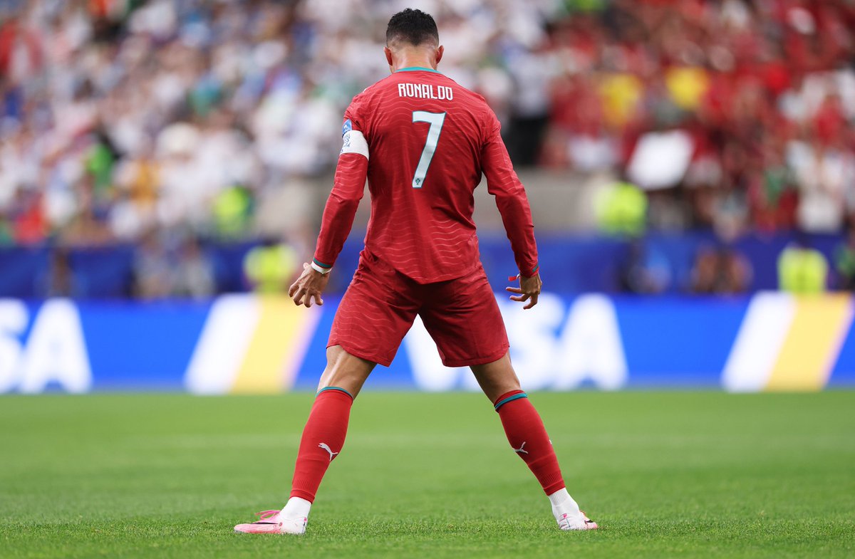 Greatmindsetaca's tweet photo. 🇵🇹 Cristiano Ronaldo heard the noise and answered in the best way possible.
2 goals, a historic performance, and Portugal cruising to a 5-0 victory over Uzbekistan. 🔥 🐐
Doubt him if you want, but legends always find a way back. SIUUUU! 🇵🇹⚽  #Ronaldo #Portugal #FIFAWorldCup2026 https://t.co/9DSkvJj9mi