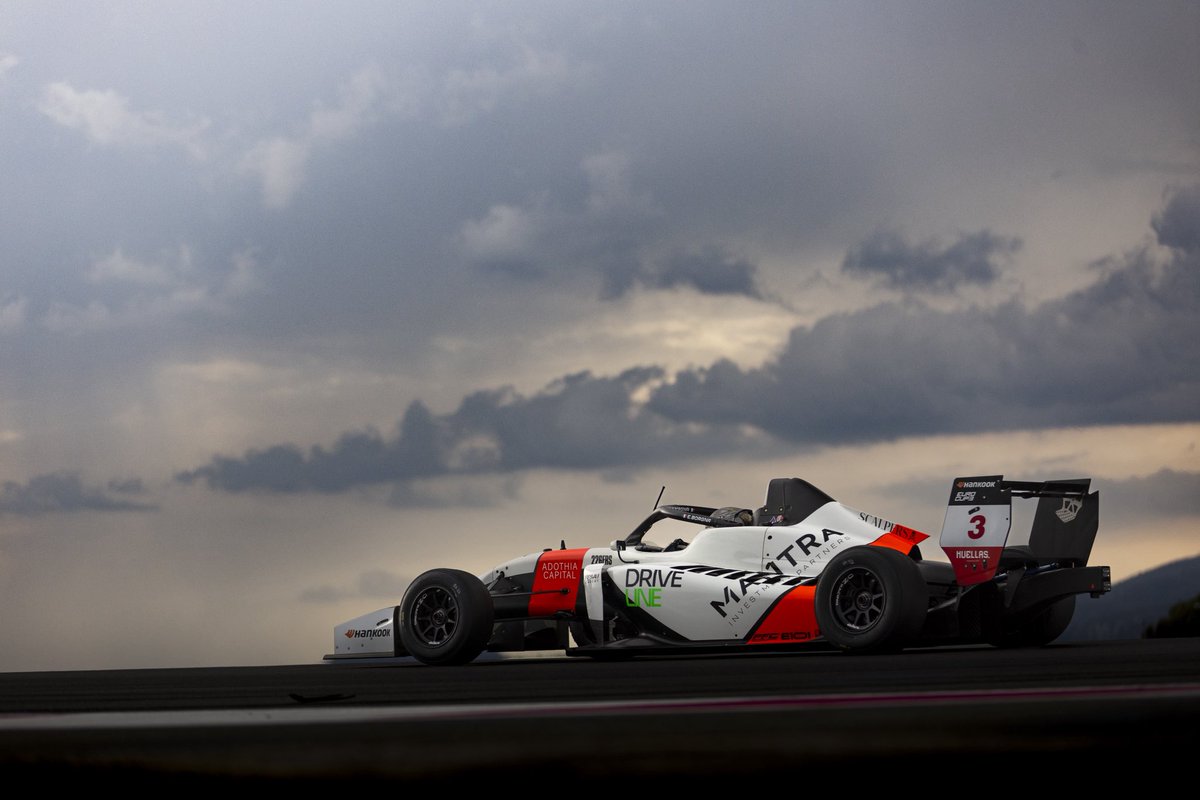 BorgnaEdouard's tweet photo. 📚🏎️ Focus. Work. Progress.

With 10 days to go until Imola, every study session, every data review and every lap on track matters. The objective remains the same: keep learning, keep improving and keep pushing the limits.

🇮🇹 See you at Imola.

#EdouardBorgna #Eurocup3 https://t.co/d5eHccDglt