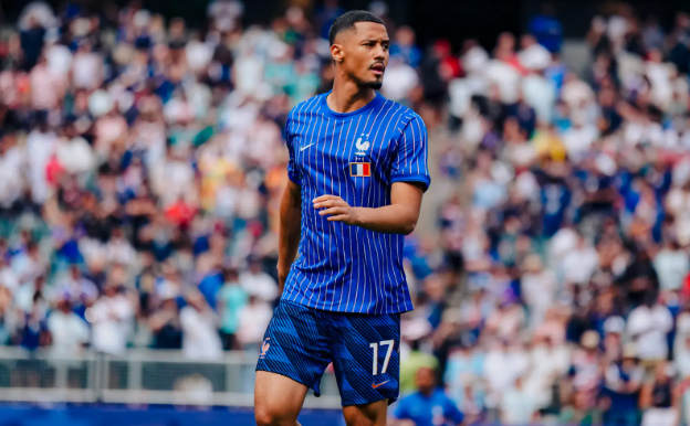 LPIFF75's tweet photo. Un joueur formé à Bondy, performant avec l’équipe de France à la Coupe du Monde… Non, il ne s’agit pas de Kylian Mbappé, mais du défenseur William Saliba ! 

Antonio Riccardi, qui a été son éducateur dans le club bondynois, raconte le jeune Saliba ➡️ https://t.co/rJrlAcPBtS https://t.co/7aRa5CifNP