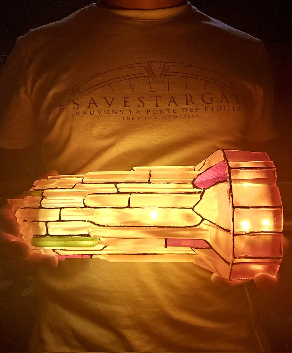 Stargate_fan_Fr's tweet photo. Save Stargate !
Everyone participate !
#SaveStargate 
@AmazonMGMStudio @amazon @PrimeVideo https://t.co/L947yDLtvc