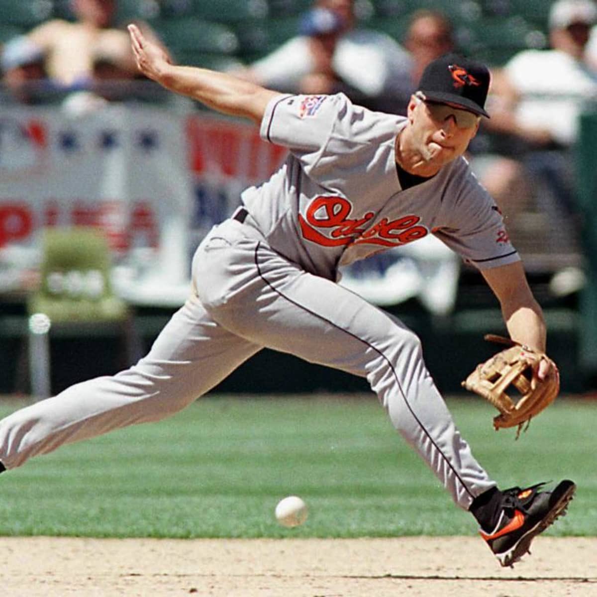 Le_Compteux's tweet photo. @Orioles Je sais que mes boys ont toujours Γ©tΓ© fan de Carl Ripken Jr dans son petit kit serrΓ© π€βΎοΈππ³οΈβππ³οΈββ§οΈπ«Ά #Mr3000
@PlafondZanetti
@BettmanCorey
@kfb1701
@KKHABS23
@leberet_vert
@OxlongMike1
@Prestateur https://t.co/jbQUFademQ