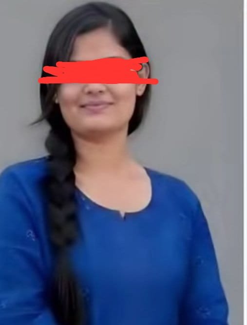 RealAnshikaS's tweet photo. Husband shot his wife three times in her private parts

The husband shot his wife three times in her private parts. Even after marriage, the wife was having an affair with her old boyfriend.

The husband tried to reason with her and stop her many times, but she didn't listen. One day, the wife went to a hotel with her lover without informing him. When he found out, he got angry and shot her in the private area.