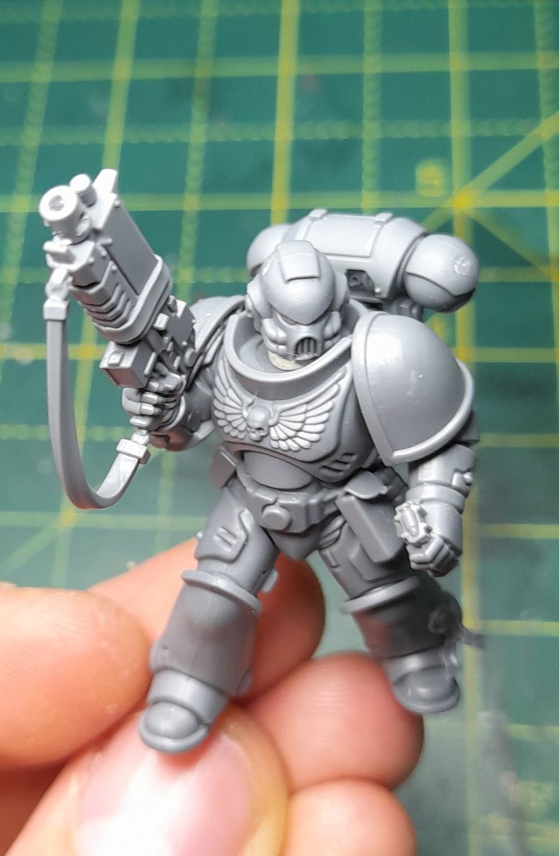 Retributor_Armour tweet media