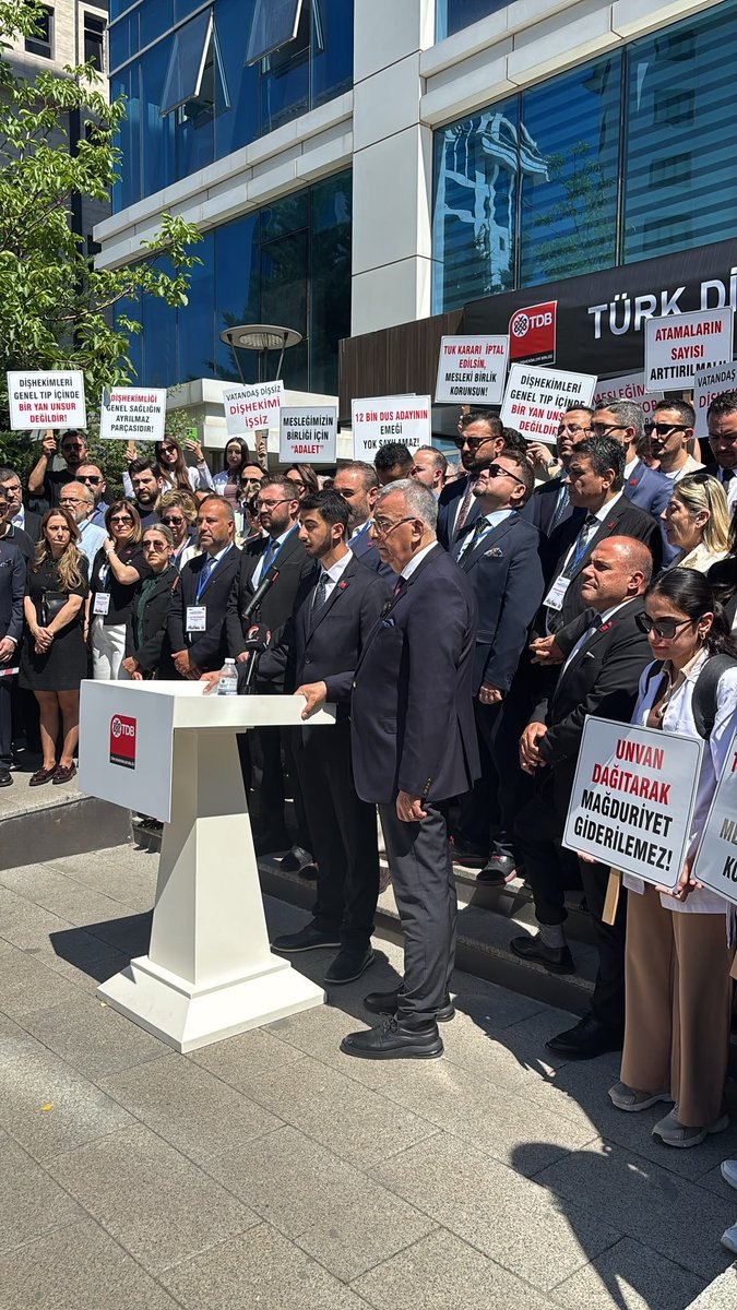 drkubilayisik's tweet photo. Bütün bunlara değdi mi abla?

#DUStaOrtalamaDegilSıralama https://t.co/Cedxgk3Sq3