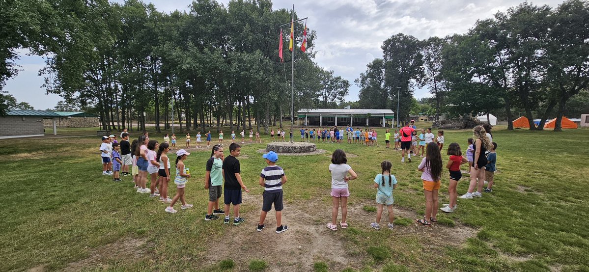 deportesdipusal's tweet photo. Grupo de La Legoriza ya instalados en el campamento de San Martin del Castañar.
Listos y dispuestos para pasar una semana inolvidable.
#campalegoriza https://t.co/GjOMuAGzMd