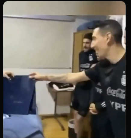 margoxhung's tweet photo. @sahadankulis görüntülerde Ángel Di María var. Di María 2026 Dünya Kupası kadrosunda yer almadığı için görüntüler muhtemelen daha eski bir turnuvadan https://t.co/EzGv16IcKY