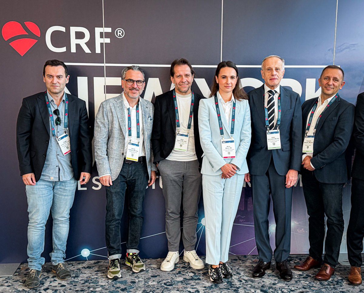 parma's tweet photo. At #NYValves2026 🇺🇸 I think of a lesson from my Polish mentors that real progress comes from teamwork, effort, and staying together.

Our research and clinical contributions presented here in New York are built on years of work, trust, and collaboration back home in Poland 🇵🇱.

I feel privileged to be part of this team and to keep learning from such people. They are precious. 

@CRFHeart @PCRonline @aisnptk @PTKardio @escardio
