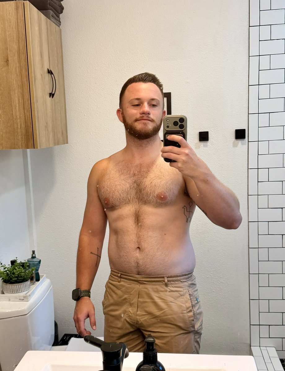 AustinMillerPNW's tweet photo. June 24th accountability check-in. 1 week left of my June challenge 😬 https://t.co/y38iFsPIr5