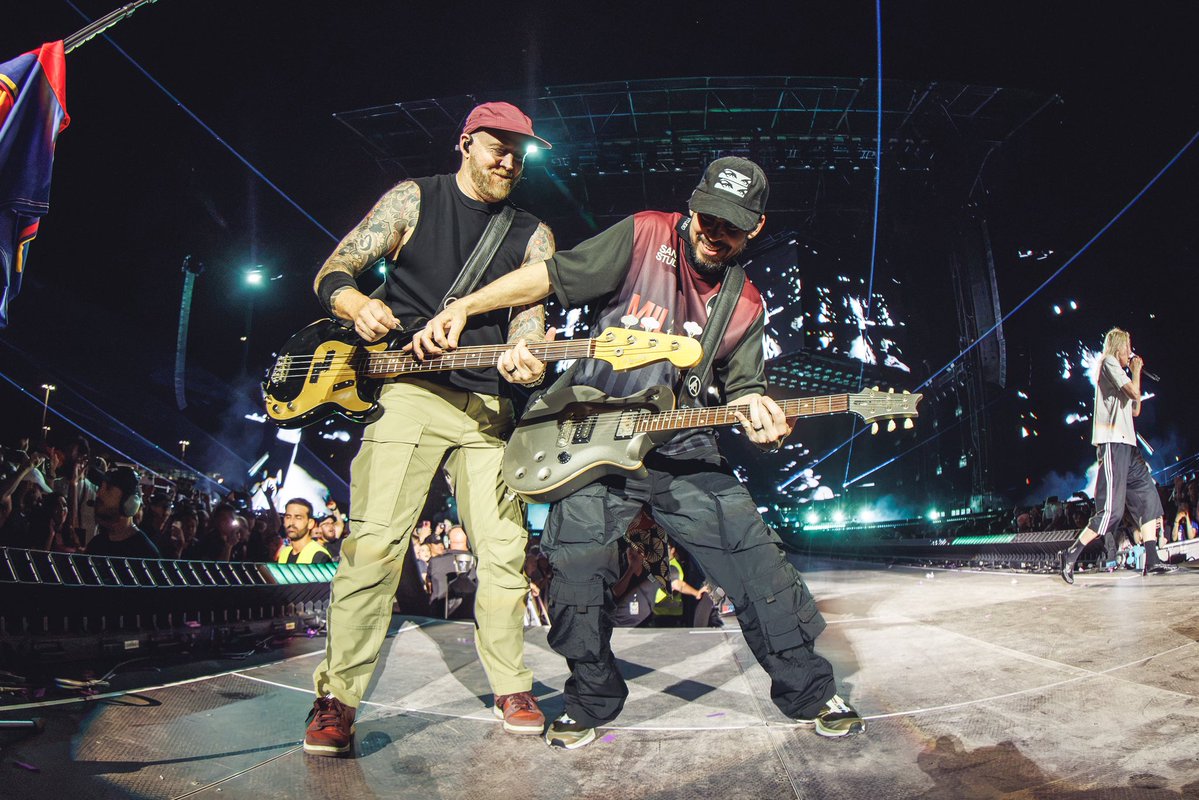 phoenixlp's tweet photo. Madrid 🇪🇸 Noche 1 https://t.co/VjZ8vSQKXU