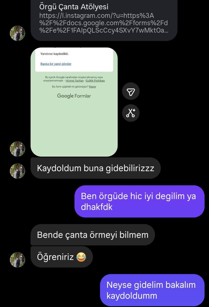 Esraozgrdr's tweet photo. insanın sosyal kelebek arkadaşı olunca rahat rahat depresyona da giremiyormuş hdhshshfds https://t.co/I4mXHGAg3s