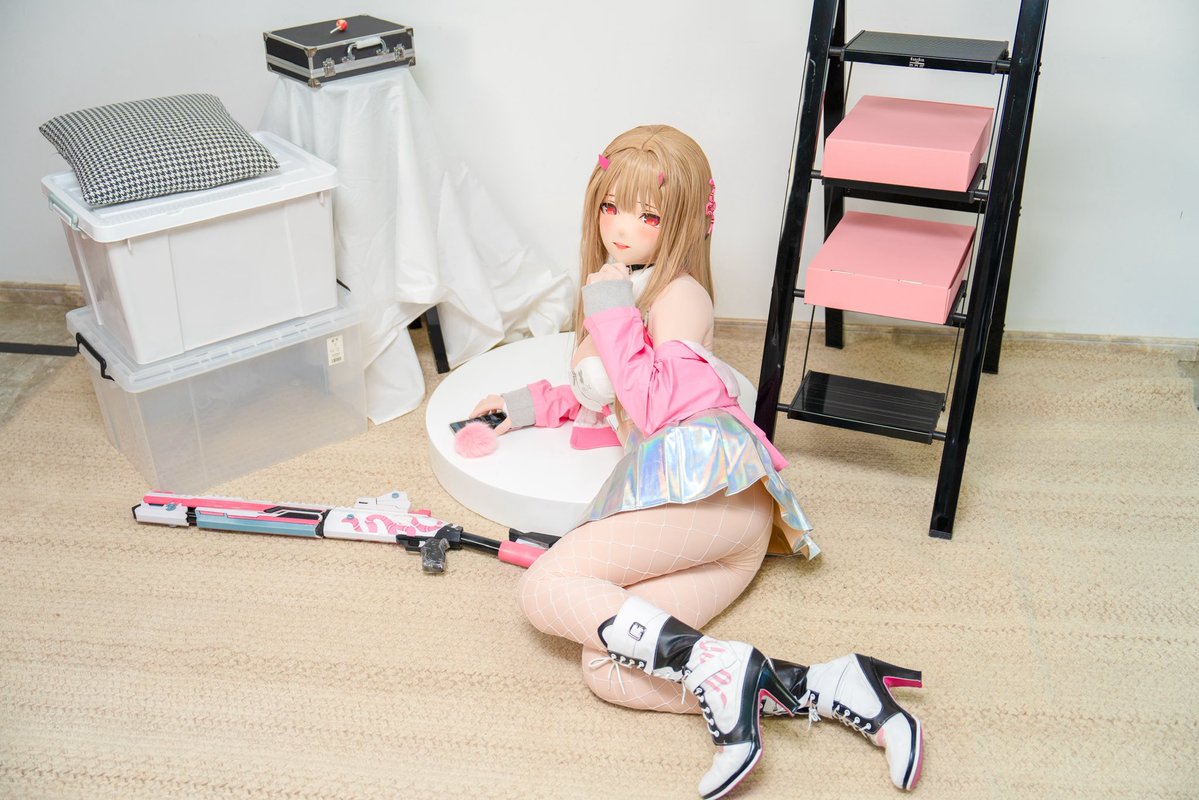 SupermayiU's tweet photo. 一枪心动💘

#NIKKE               #NIKKEcosplay  #ニケ             #니케          #kigurumi https://t.co/5zuT0SHKHM