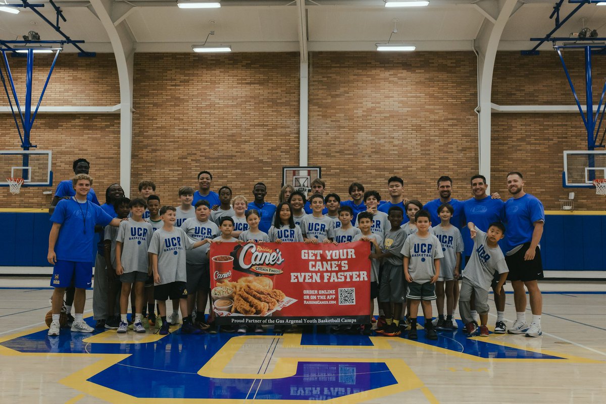 UCRMBB's tweet photo. We had a great week at our first annual Gus Argenal Youth Camp! Thanks to all the parents, campers, and staff! We also want to thank our sponsors @raisingcanes, Progressive Graphics, and Marcello’s for your support! https://t.co/47LZQ3WVtX
