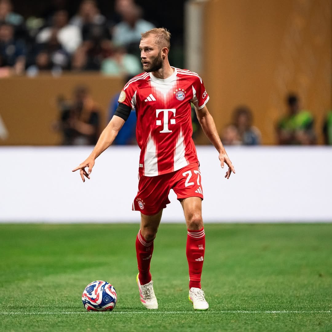 Bavaro_Arg's tweet photo. . Rechazó al Liverpool en 2023
. Es de los mejores laterales del fútbol europeo hoy
. Cuando jugó de 5, era de los mejores contenciones de Europa
. Bajó sus demandas salariales para quedarse en el Bayern
. Renovó su contrato

Konrad Laimer SE QUEDA ✅️
Se festeja, importantísimo https://t.co/bLC2Rt570A