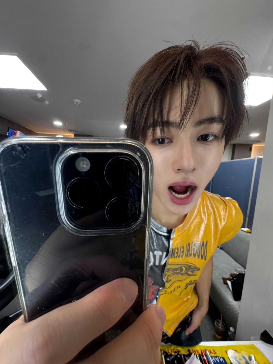 umanmom's tweet photo. 데뷔초 성현이가 ㄴㅁㄴㅁ그립다..... https://t.co/5qhTtYguxi