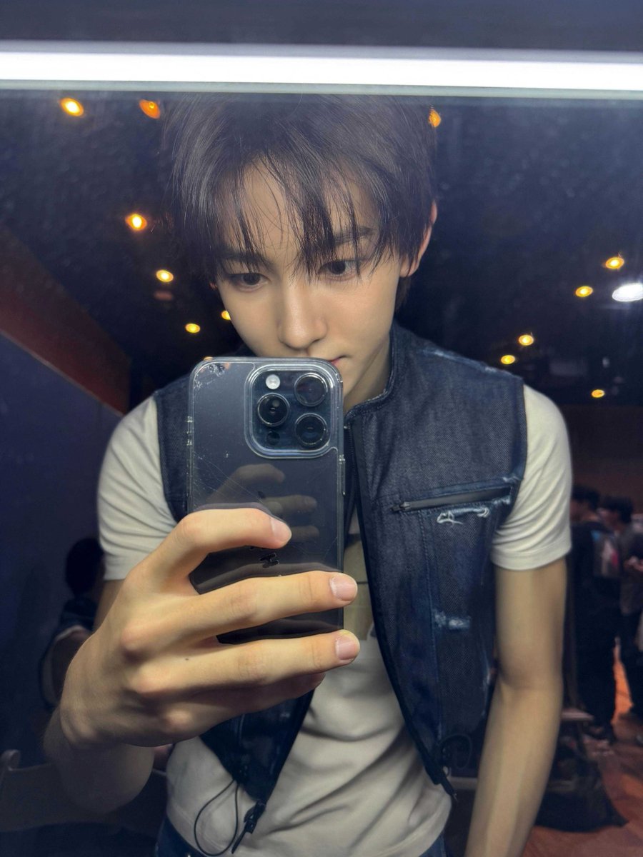 umanmom's tweet photo. 데뷔초 성현이가 ㄴㅁㄴㅁ그립다..... https://t.co/5qhTtYguxi