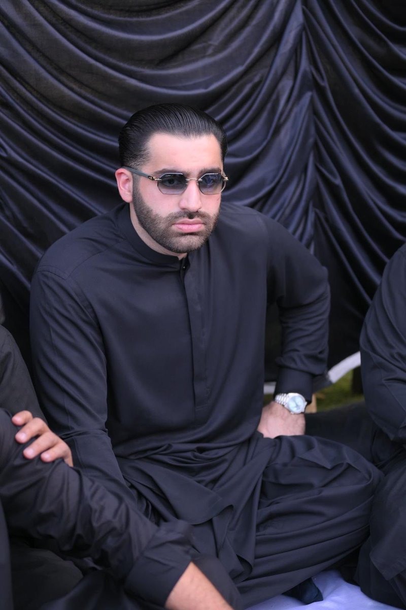 Muhammadal16700's tweet photo. ماشاءاللہ ❤️
نیازِ امام حسنؑ ۽ امام حسینؑ راول فارم ہاؤس راہوکی تي شاندار انداز ۾ منعقد ڪئي وئي۔
راول شرجیل میمن جي محبتِ اہلِ بیتؑ ۽ خدمت جو جذبو قابلِ تعريف آهي۔
الله پاڪ هن نيڪ عمل کي قبول فرمائي ۽ اجرِ عظيم عطا فرمائي۔ �
@rawalsharjeel 
@sharjeelinam https://t.co/3r9atQHaBG