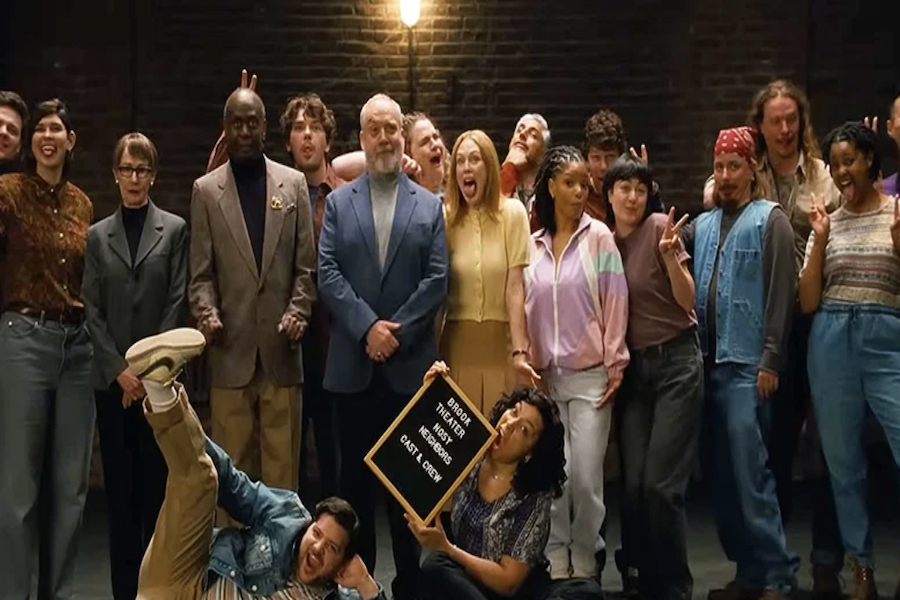 BollywoodH's tweet photo. #TheDebut Trailer Reveals A Darkly Funny Musical Comedy About Obsession In Community Theater

https://t.co/UcQHso7ECk https://t.co/HDivaffA0m