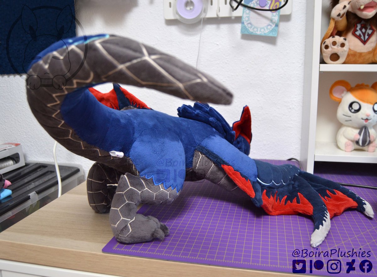 BoiraPlushies tweet picture
