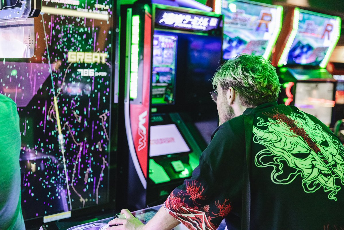 TimelessGC's tweet photo. One of the best things about TGC is that it's all about playing games - more so than any other gaming event. Not just the indie exhibitors or competitions, but the venue includes @arcainslpl, one of the biggest arcades in the country!
#arcades #arcains #timelessgc https://t.co/LccEKRQgEL