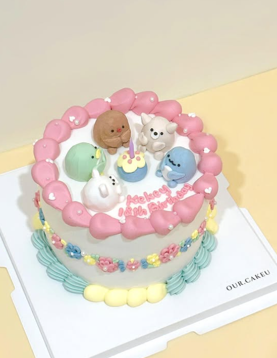 daily_dolce's tweet photo. Look how perfect this cake by our.cakeu is https://t.co/YaviOGprrp