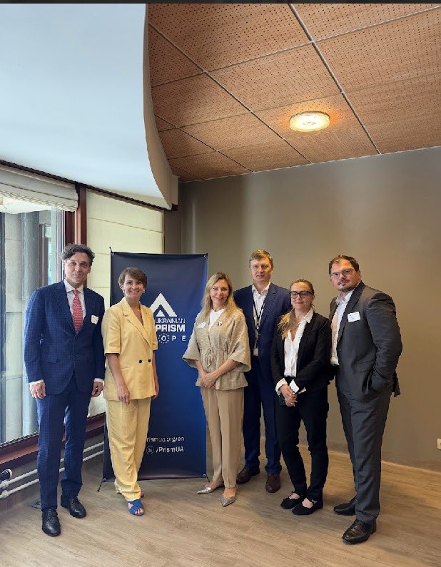 MatteoMecacci's tweet photo. Two very intense days for @EPIK_Ukraine in Brussels, one week after the opening of accession negotiations between 🇪🇺and 🇺🇦!

Thanks to colleagues from Ukraine Prism for cohosting a substantive panel discussion on the prospect of Ukraine EU integration process, now that negotiations have started.

I also testified before the European Parliament Delegation to Ukraine, which closely follow the developments in the country.

In both events, I underlined the unique situation in which #Ukraine’s accession is taking place and how it is increasingly connected to the future of European security.