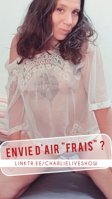 😋Charlie Put1 Du😈 - Envie d'un peu de "fraicheur" dans ce monde aux esprits échauffés (et étriqués) ? Envie de juste mater, rigoler et plus si affinités ? Rejoins mes Charlie's Angels, tu vas voir, ça (de)tend de suite 😝 💋💋💋 https://t.co/qZow3hWlgR