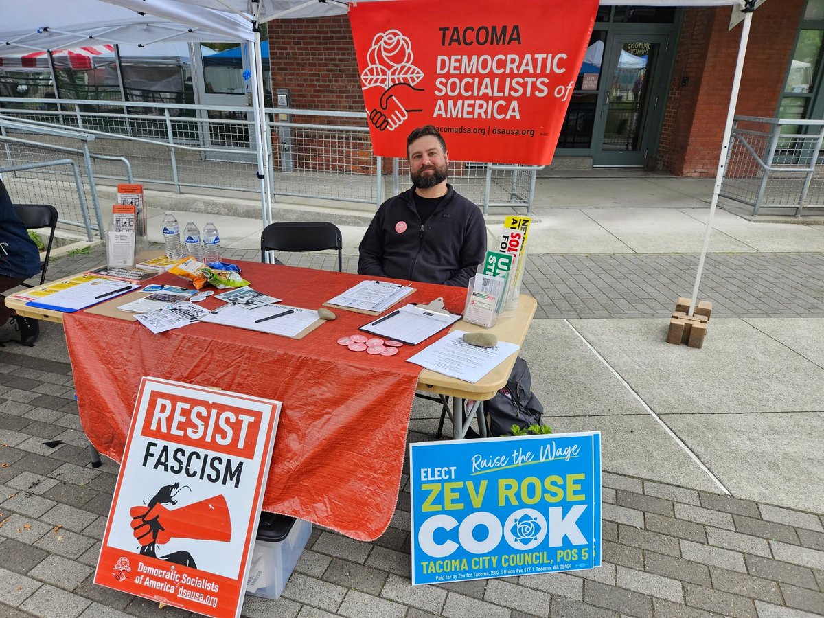 scheelforwa's tweet photo. Big wins last night in New York for @demsocialists !!! For over eight years, I have been a member of the Democratic Socialists of America and I am proud and excited to see us build working class power. #joinDSA https://t.co/LNLasIDK0Q